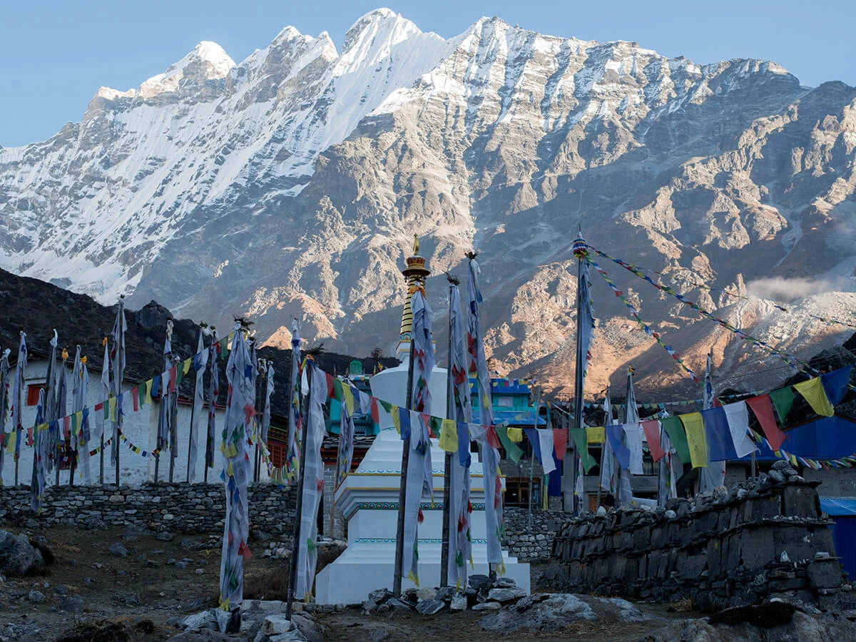 Langtang Gosaikunda Trek 14 Days